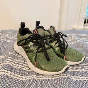 Adidas Bounce Base Green running shoes - size 6.5